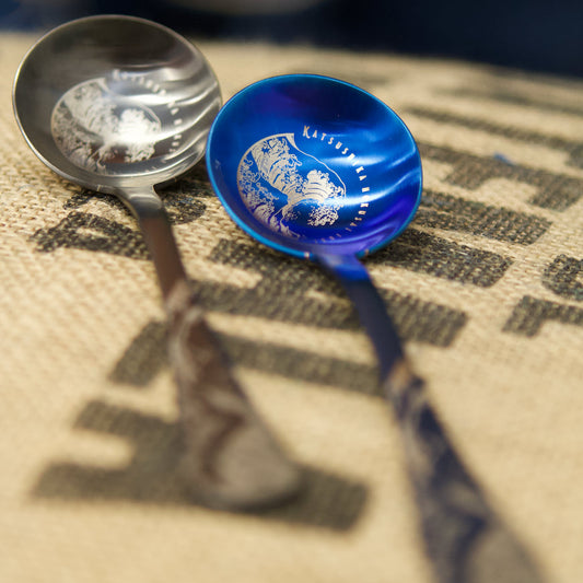 Under the wave "Katsushika Hokusai" Limited edition